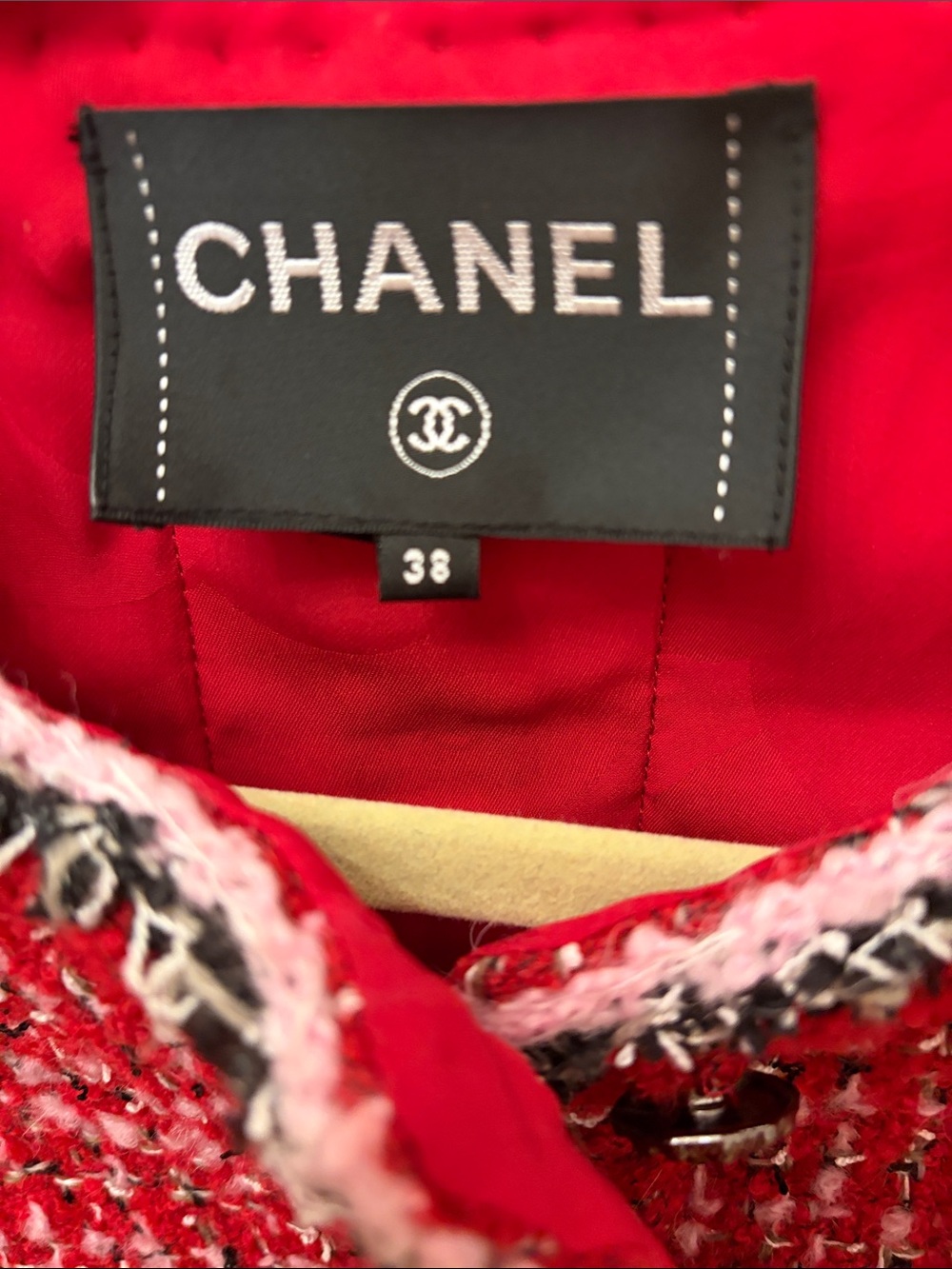 Red Tweed Bouclé Cropped Blazer with Contrast Trim - Picture 2 of 10